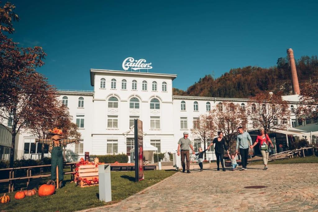 Appartement Spacieux Au Centre De La Gruyere Broc Exteriör bild